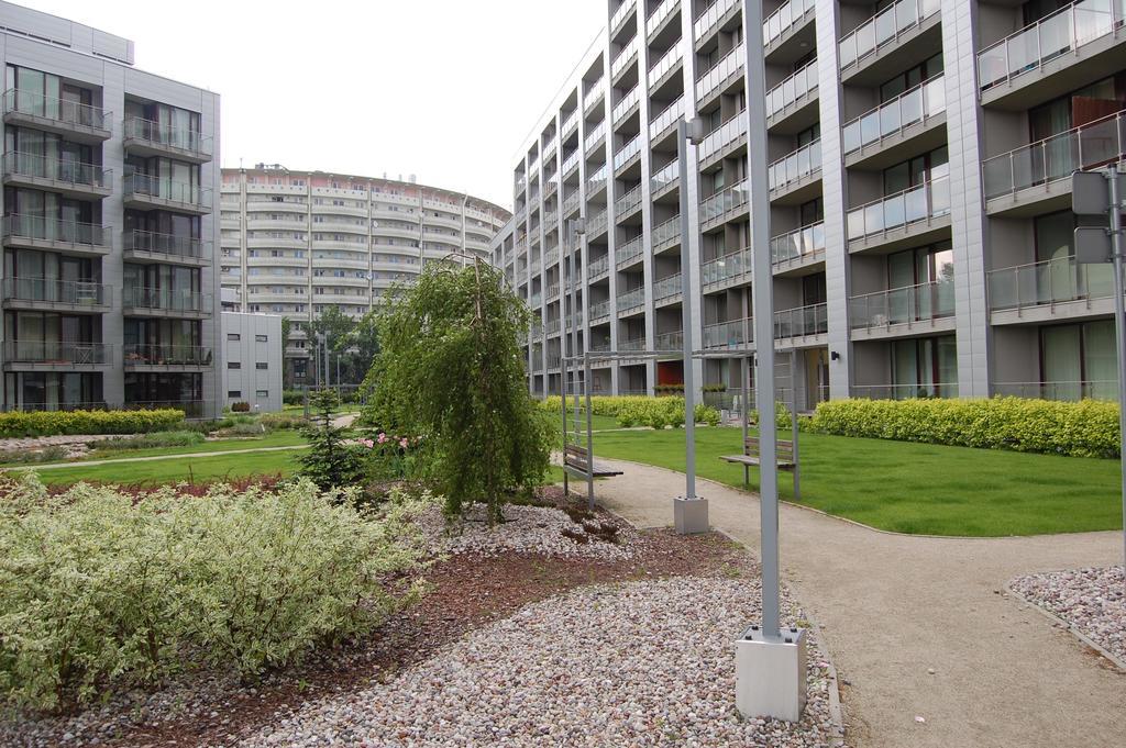 Apartament Triton Park Варшава Екстериор снимка