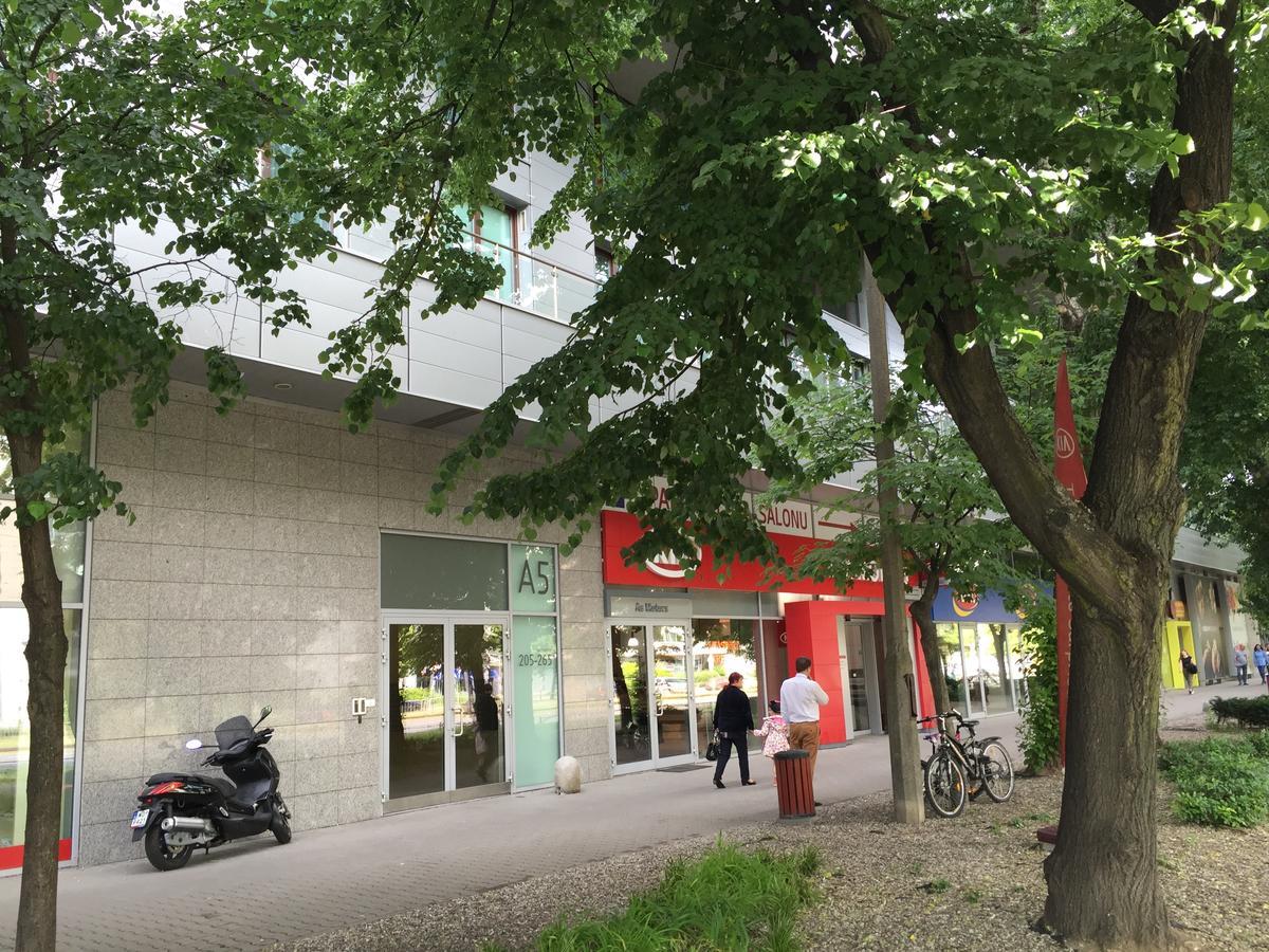 Apartament Triton Park Варшава Екстериор снимка